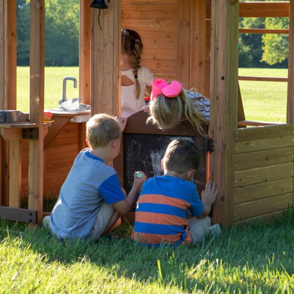 1906013_LIFESTYLE-1.jpg Bristol Point Swing Set